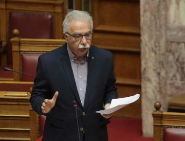 Φιλόλογοι: Το σχέδιο Γαβρόγλου οδηγεί στην ιδεολογικοποίηση της Ιστορίας με υποβάθμιση Αρχαιότητας και Βυζαντίου